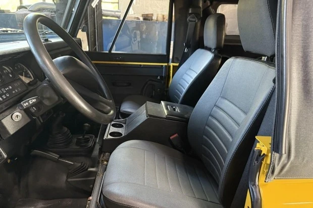 1995 Land Rover Defender 90 - Image 5 of 8
