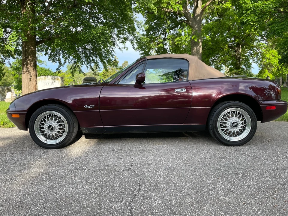 1995 Mazda NA MX-5 Miata - Image 25 of 31