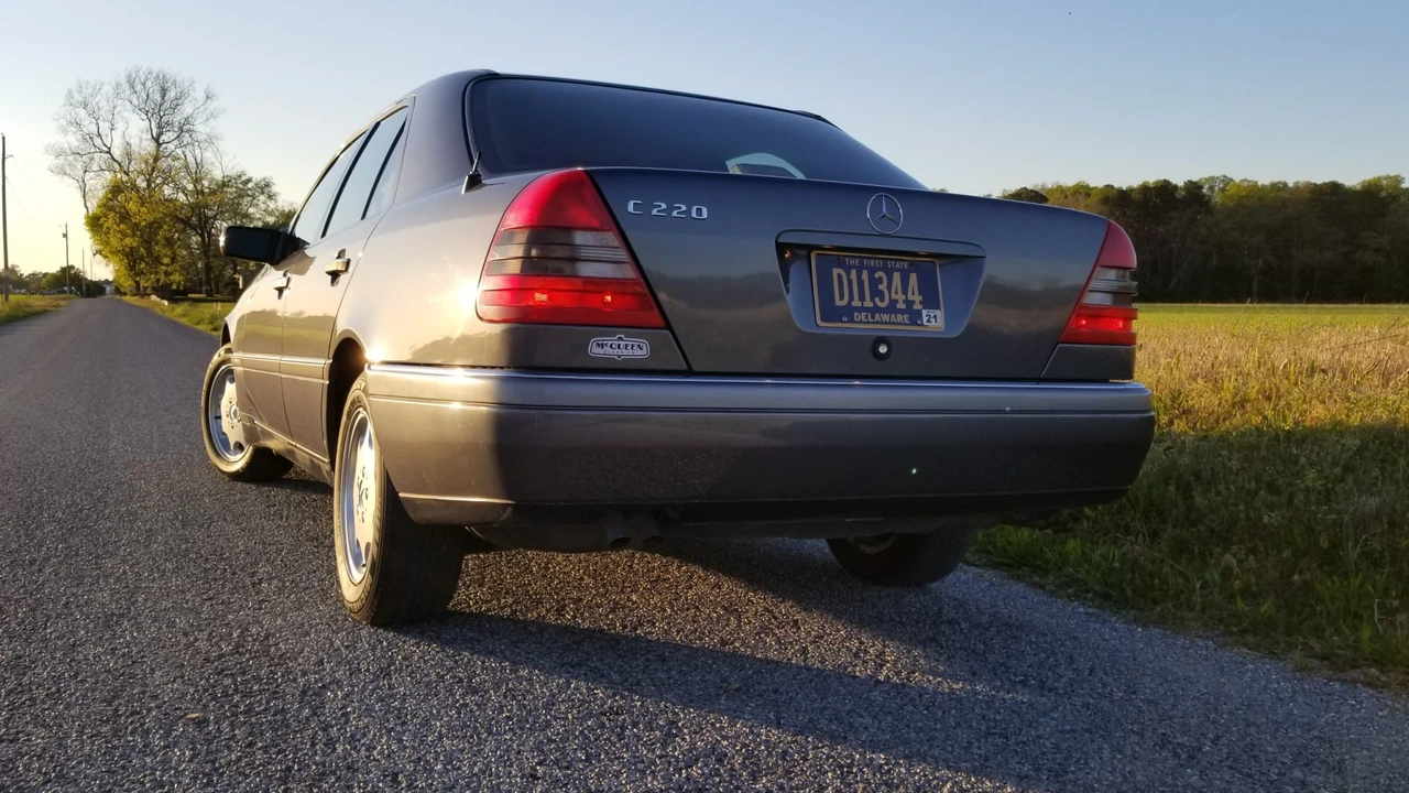 1995 Mercedes-Benz W202 C-Class - Image 6 of 31