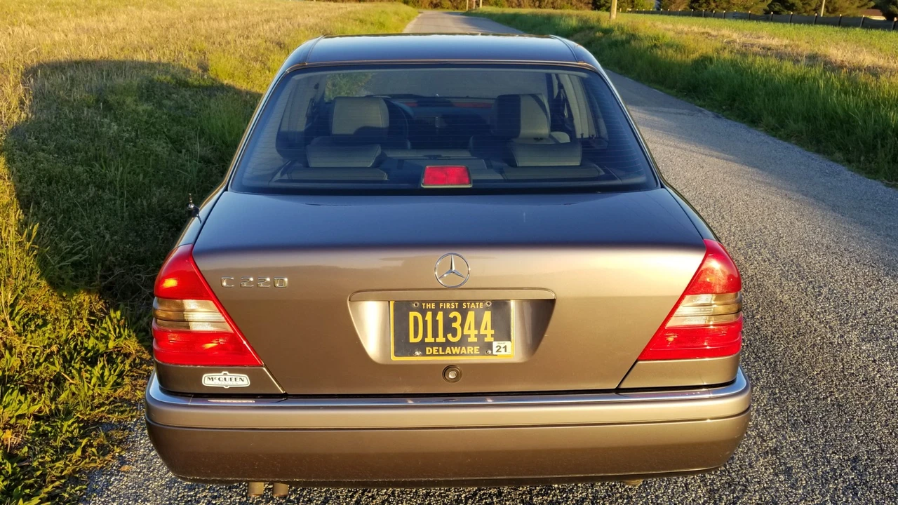 1995 Mercedes-Benz W202 C-Class - Image 15 of 31
