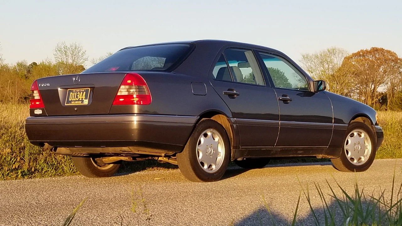 1995 Mercedes-Benz W202 C-Class - Image 22 of 31