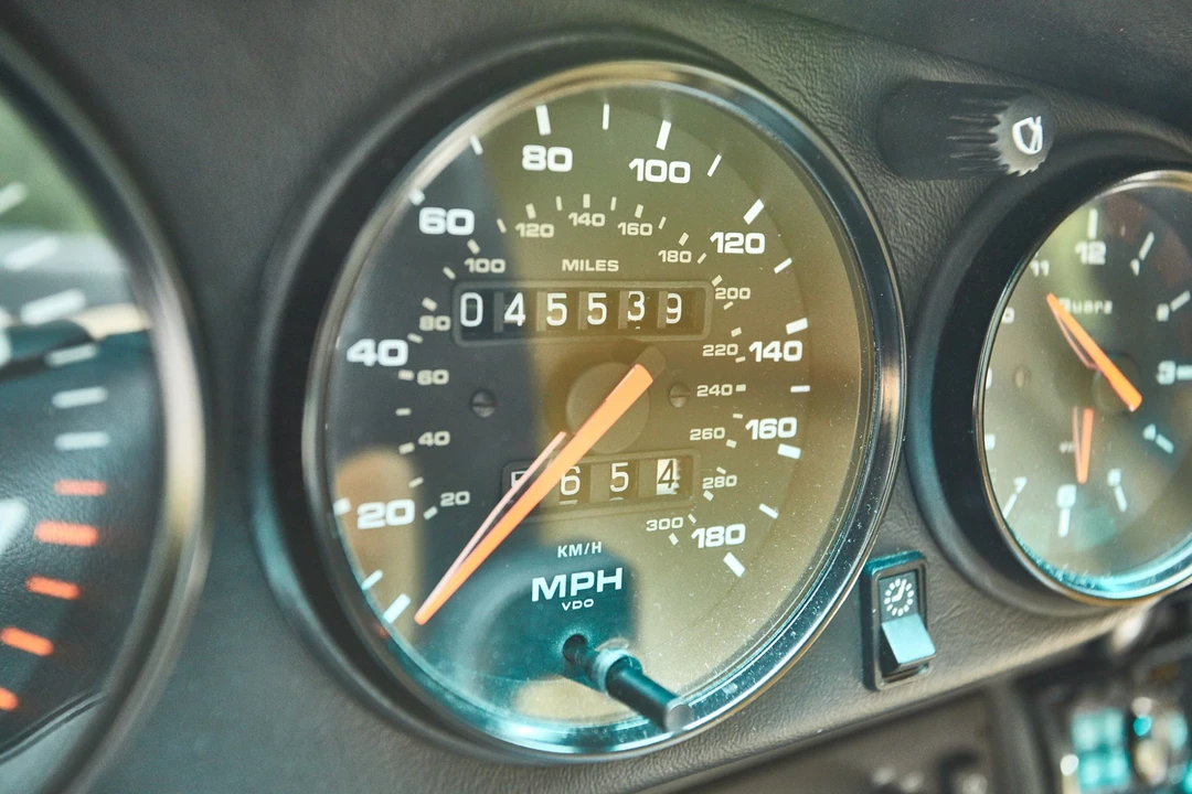 1995 Porsche 993 Carrera - Image 16 of 31