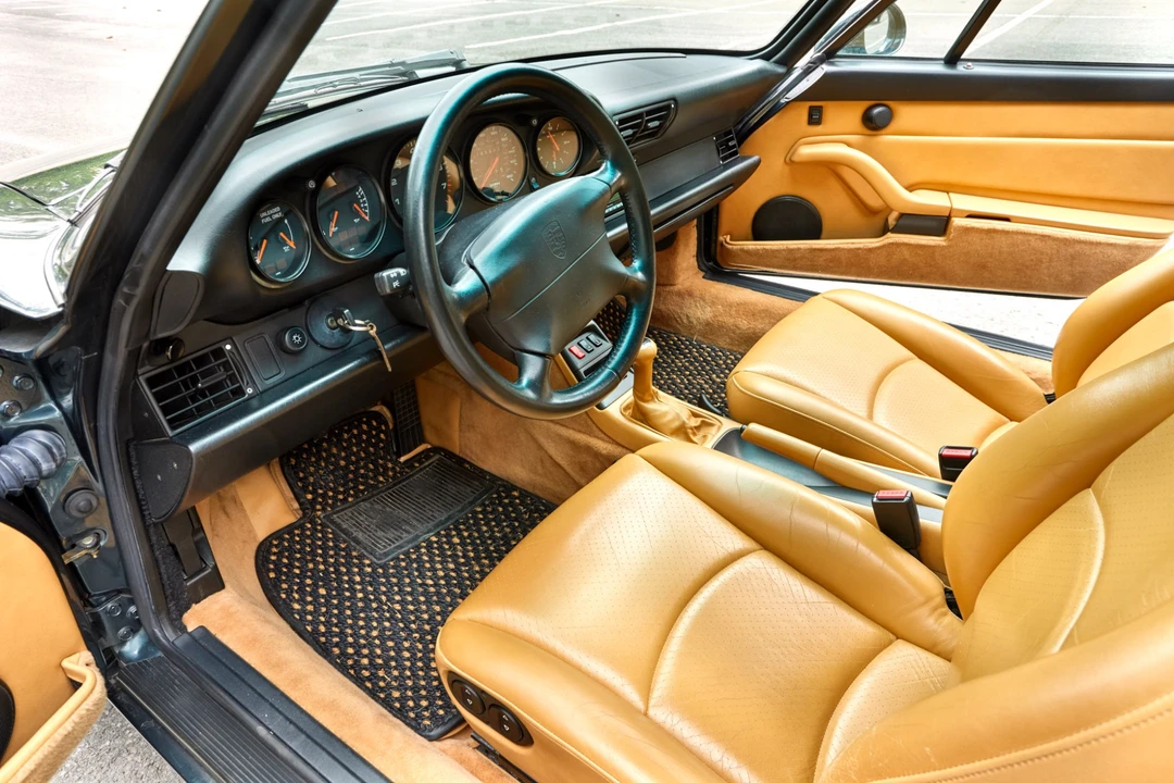 1995 Porsche 993 Carrera - Image 13 of 31