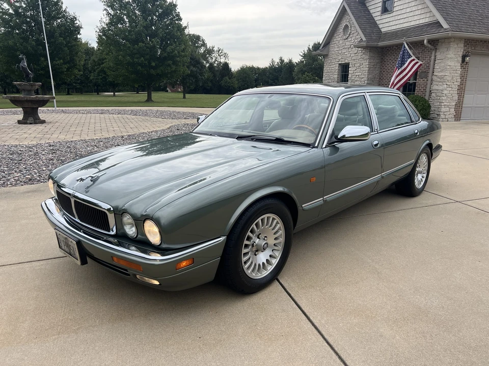 1996 Jaguar X300 XJ - Image 9 of 31