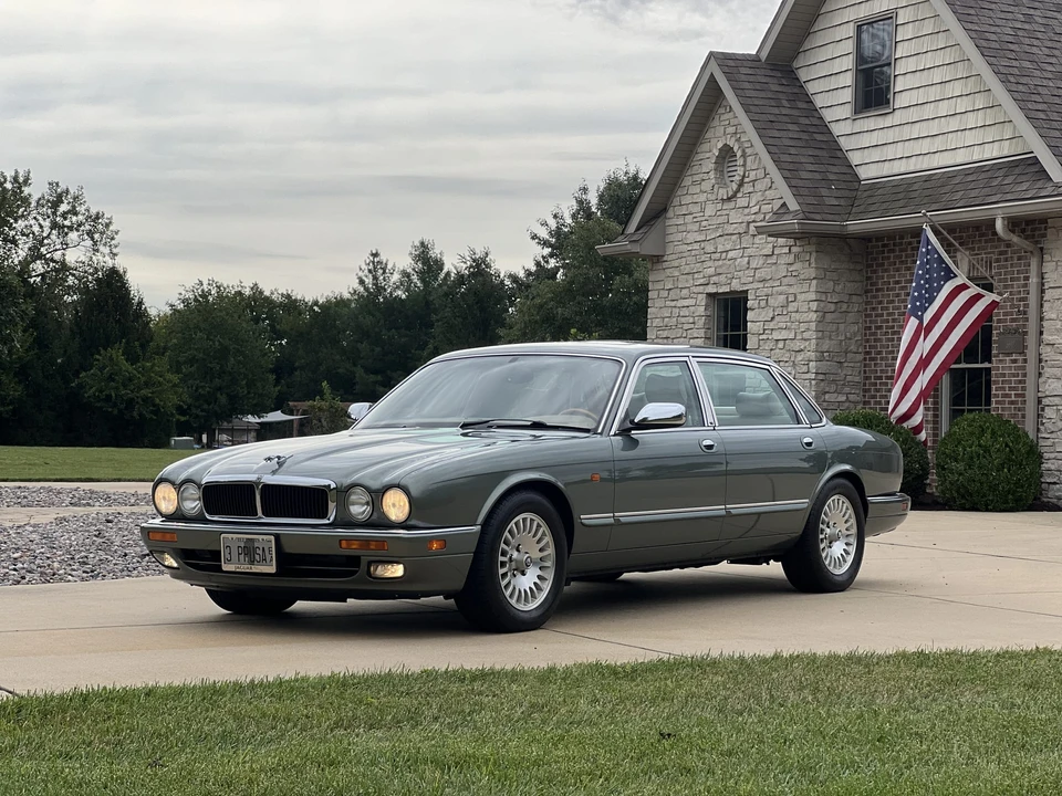 1996 Jaguar X300 XJ - Image 8 of 31