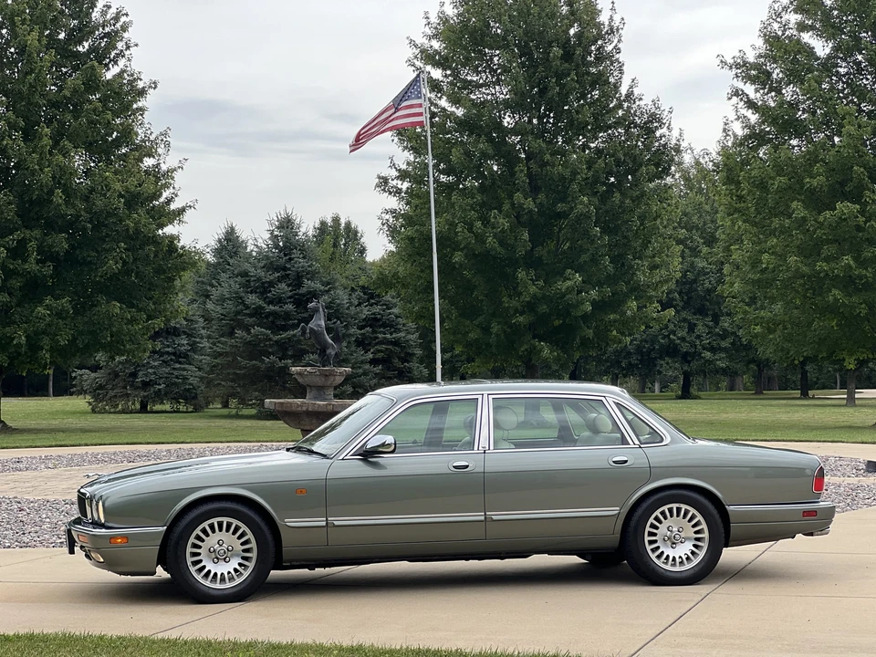 1996 Jaguar X300 XJ - Image 20 of 31