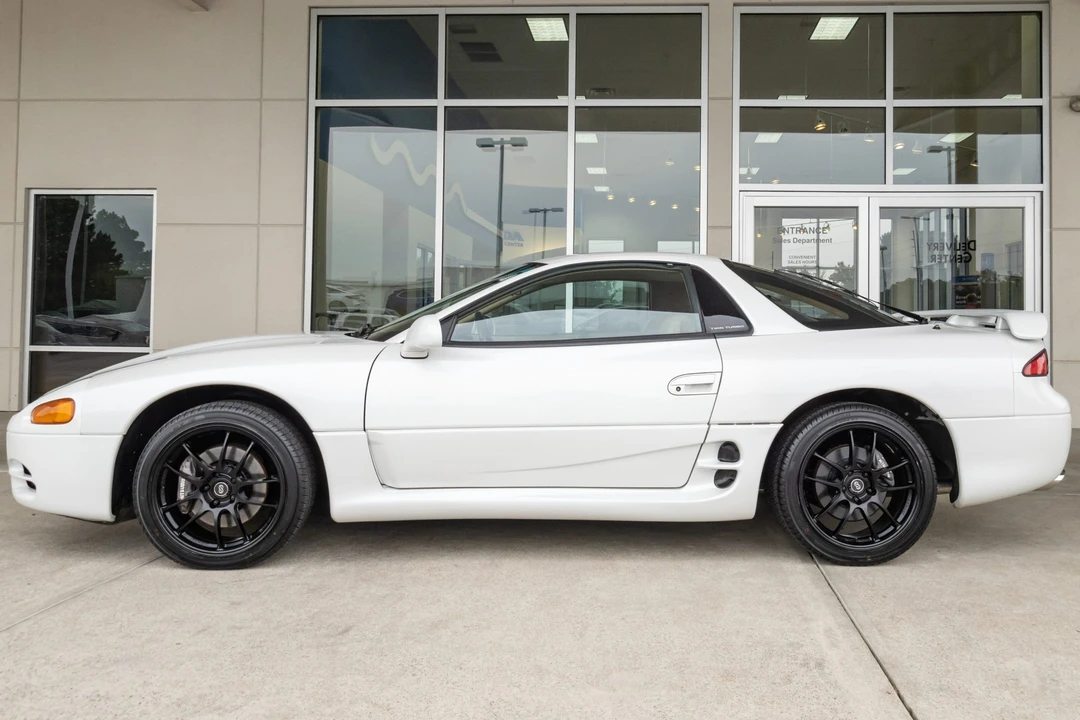 1996 Mitsubishi 3000GT Series 2 - Image 12 of 31