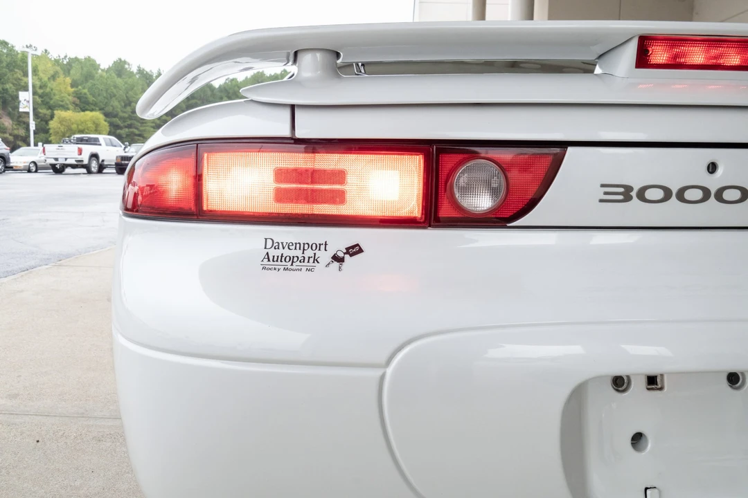 1996 Mitsubishi 3000GT Series 2 - Image 25 of 31