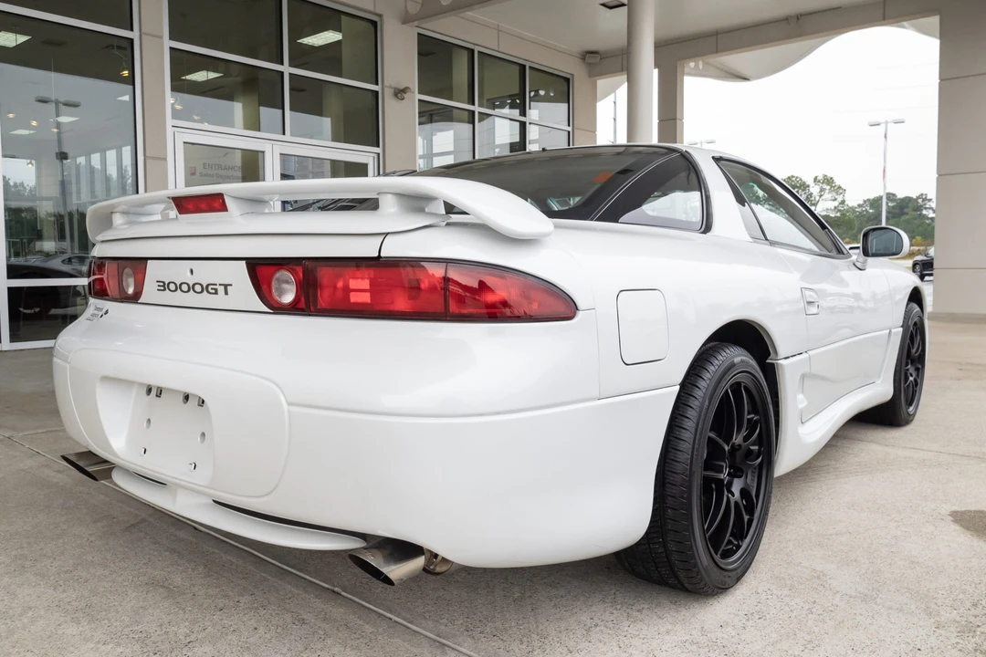 1996 Mitsubishi 3000GT Series 2 - Image 8 of 31
