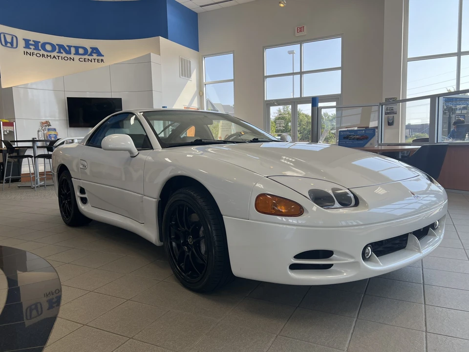 1996 Mitsubishi 3000GT Series 2 - Image 4 of 31