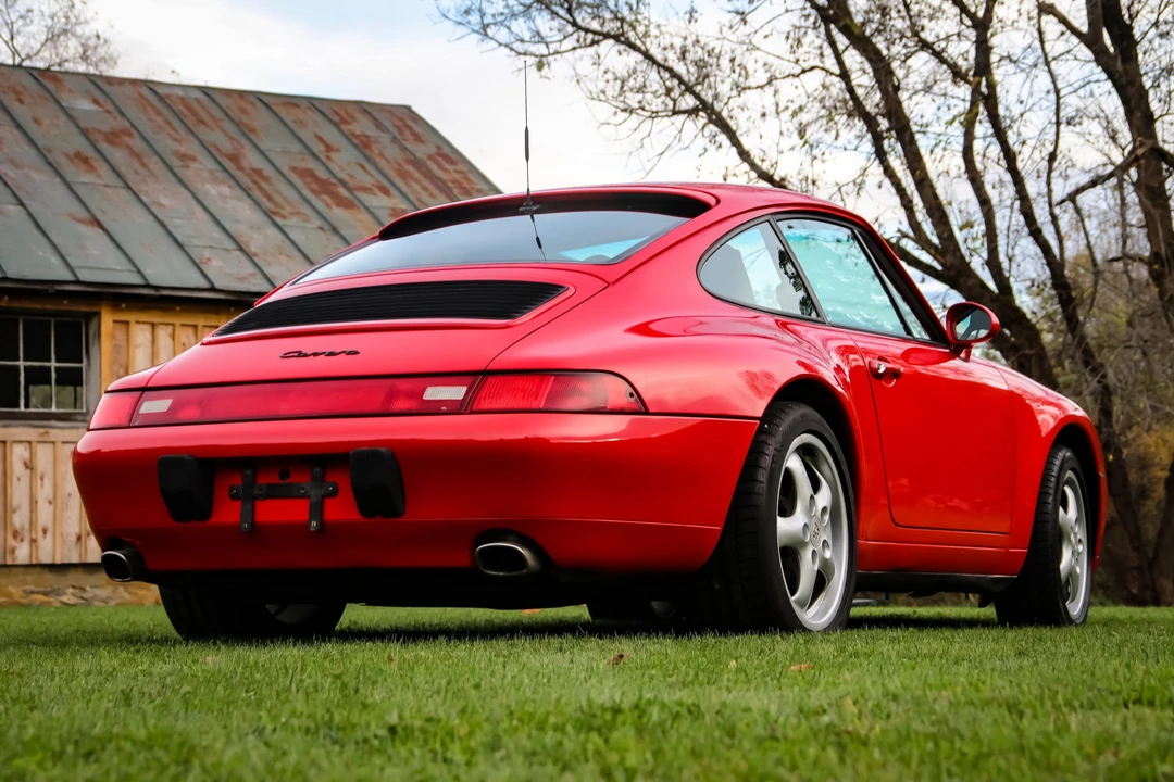 1996 Porsche 993 Carrera - Image 14 of 31