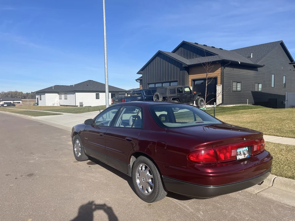 1997 Buick Regal - Image 9 of 31