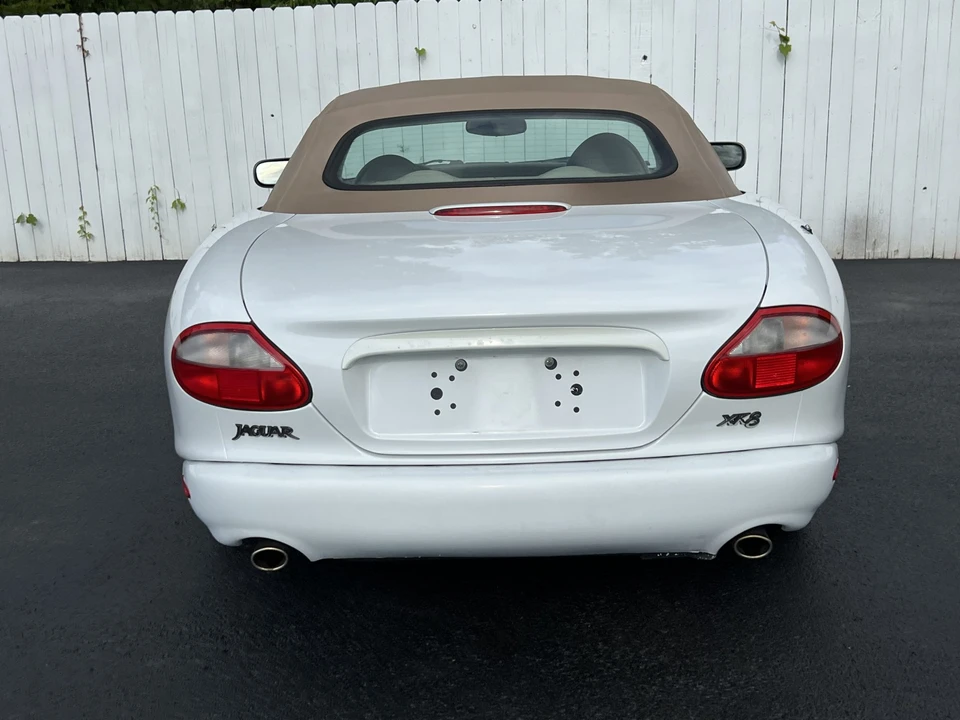 1997 Jaguar X100 XK8 - Image 18 of 31