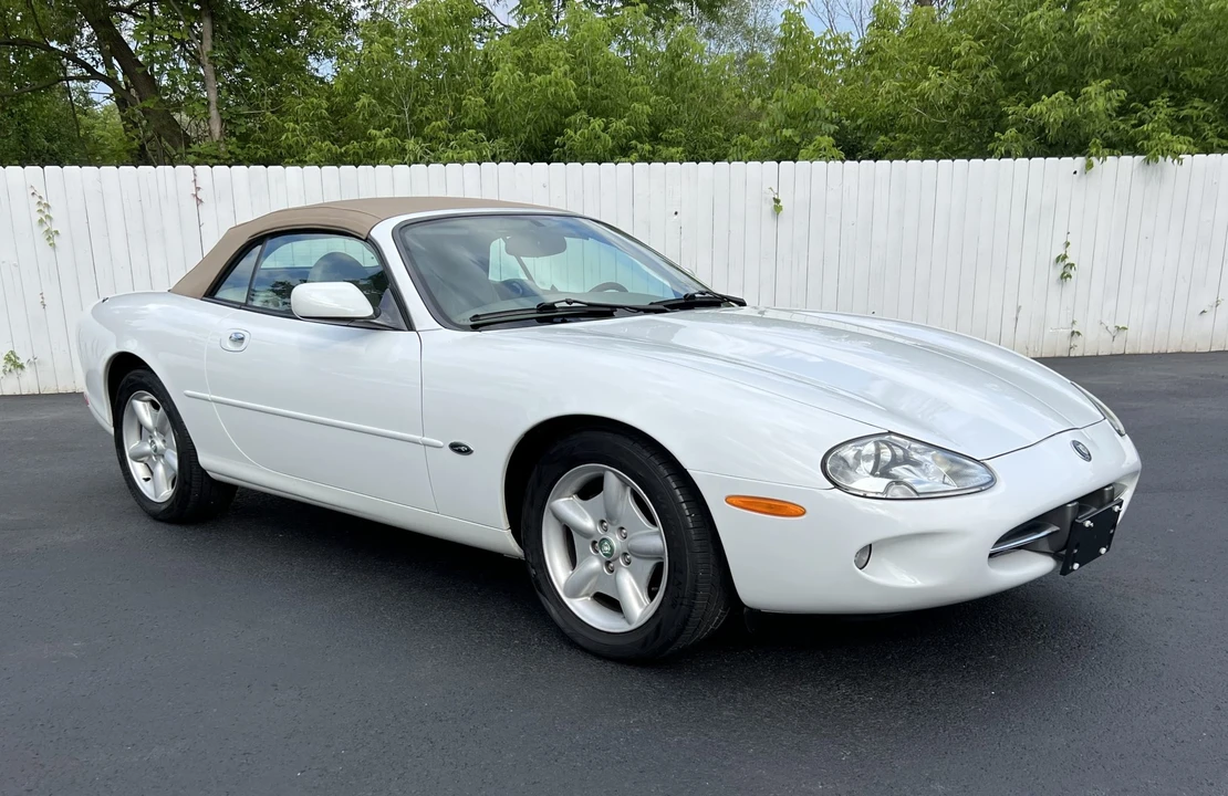 1997 Jaguar X100 XK8 - Image 26 of 31