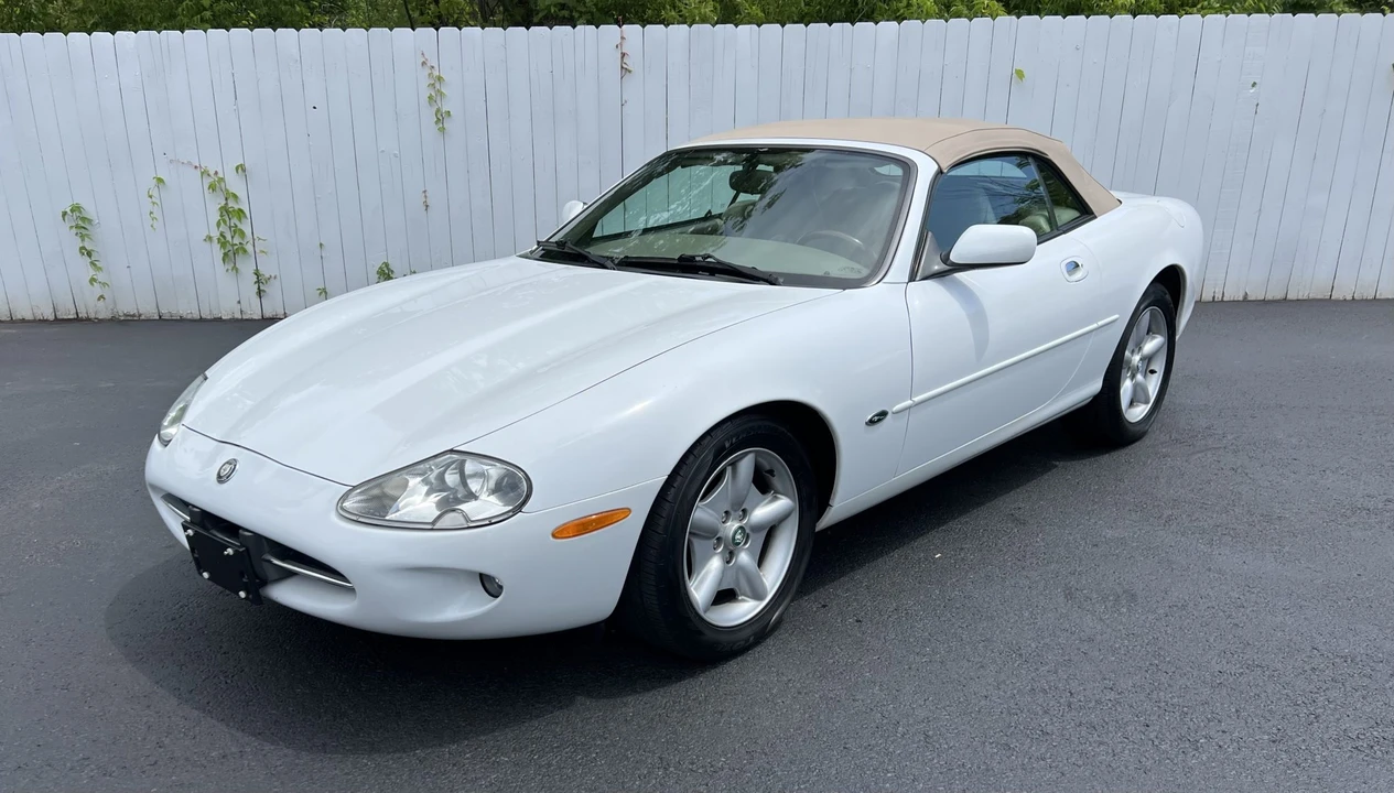1997 Jaguar X100 XK8 - Image 5 of 31