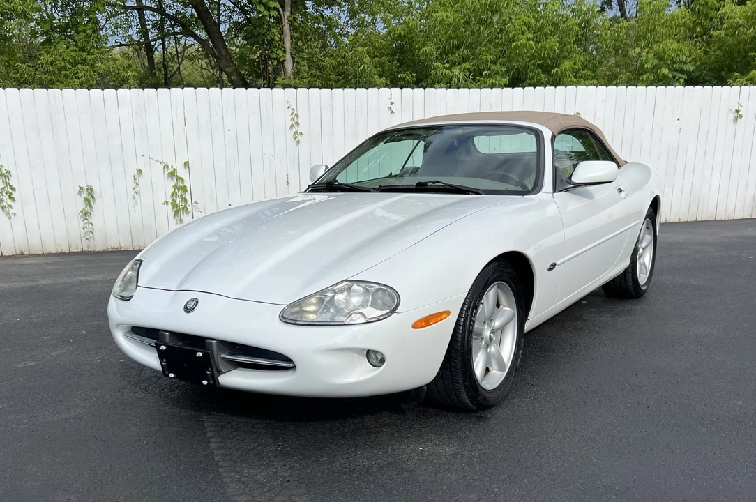 1997 Jaguar X100 XK8 - Image 3 of 31