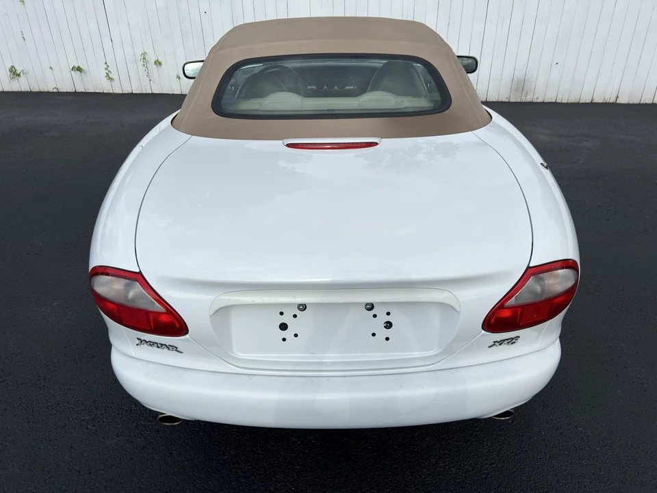 1997 Jaguar X100 XK8 - Image 19 of 31