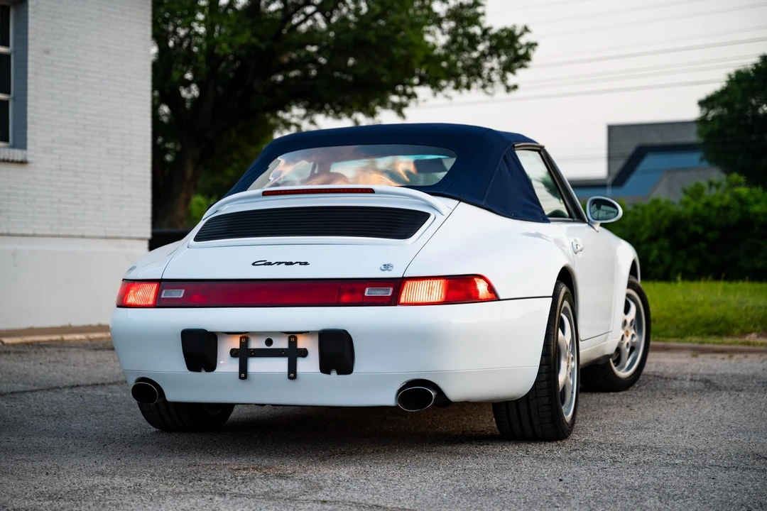 1997 Porsche 993 Carrera - Image 11 of 31