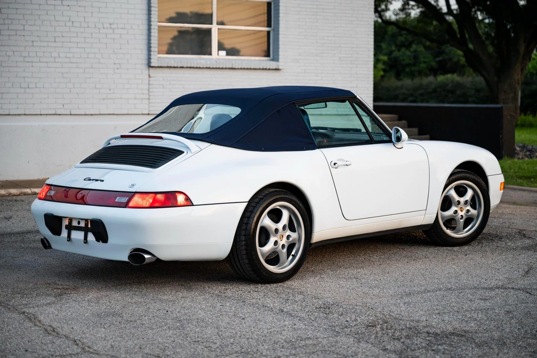 1997 Porsche 993 Carrera - Image 14 of 31