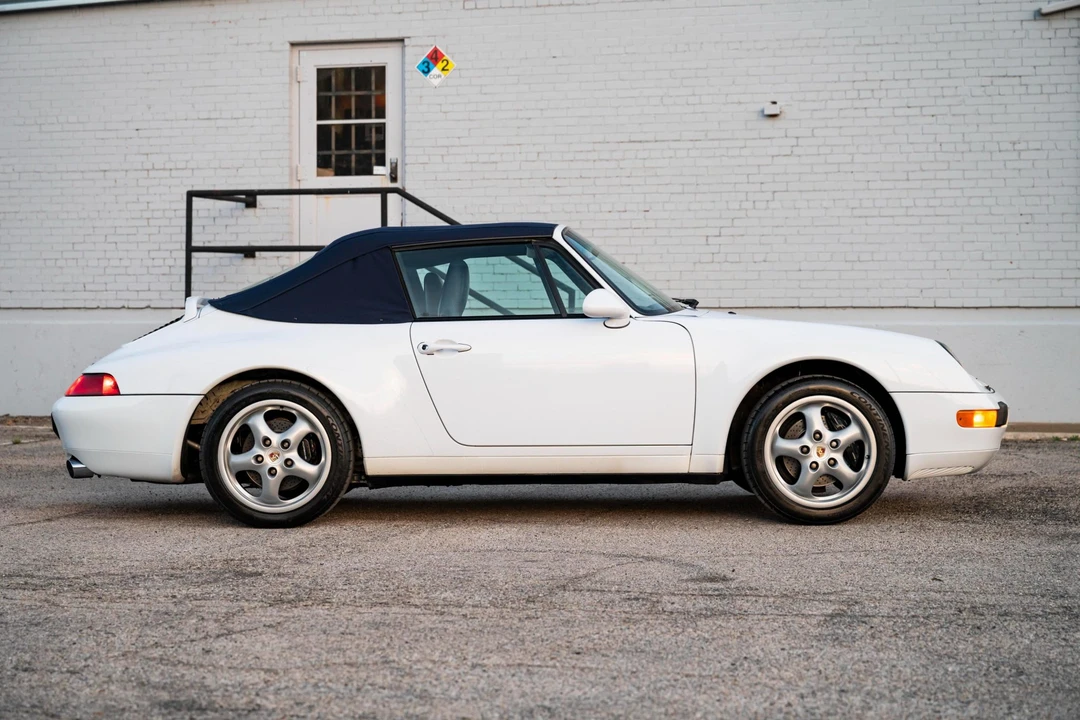 1997 Porsche 993 Carrera - Image 15 of 31