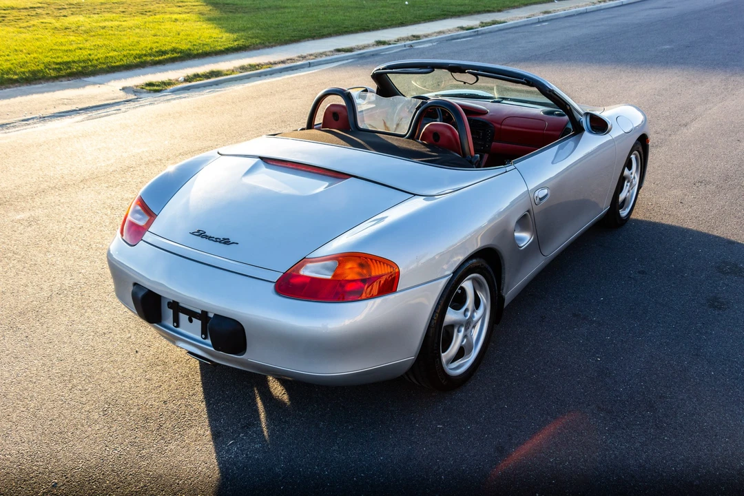 1997 Porsche 986 Boxster - Image 13 of 31