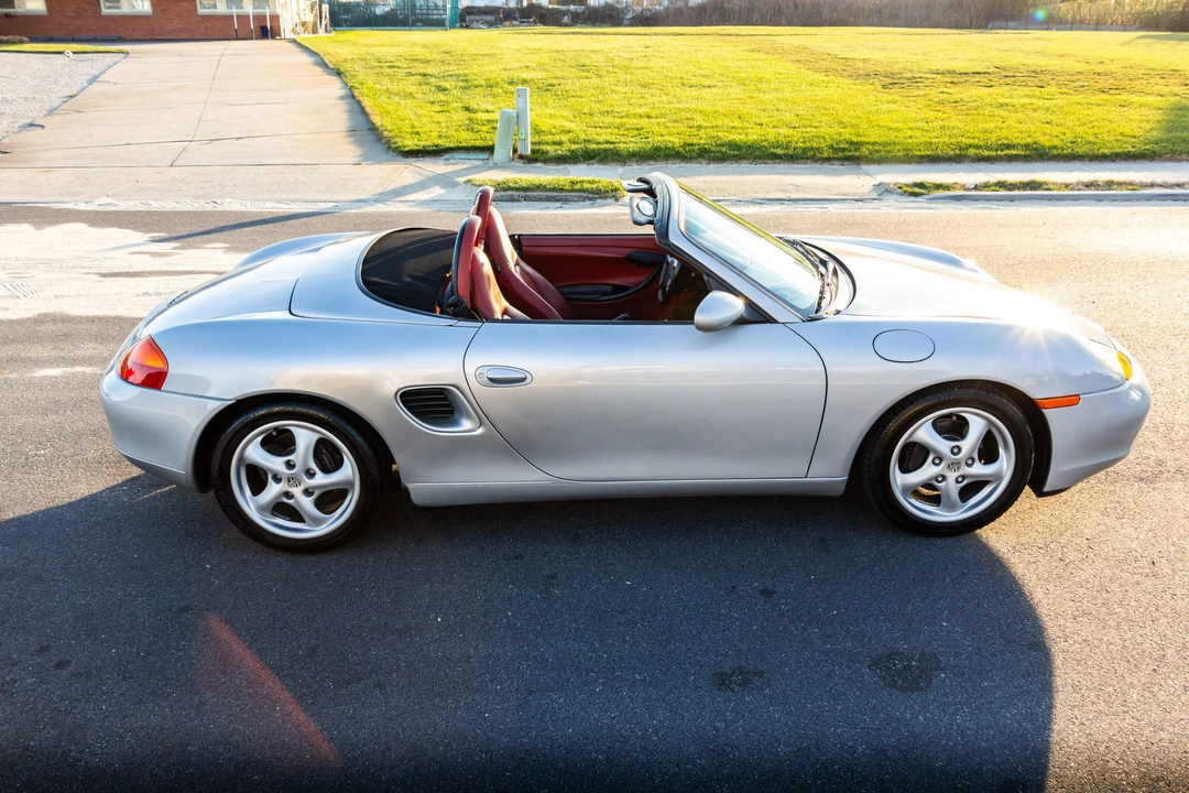 1997 Porsche 986 Boxster - Image 10 of 31