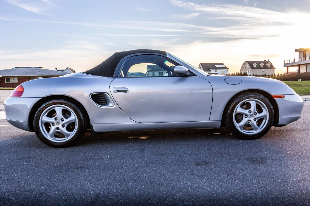 1997 Porsche 986 Boxster - Image 24 of 31