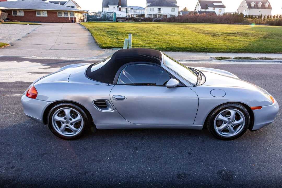 1997 Porsche 986 Boxster - Image 25 of 31