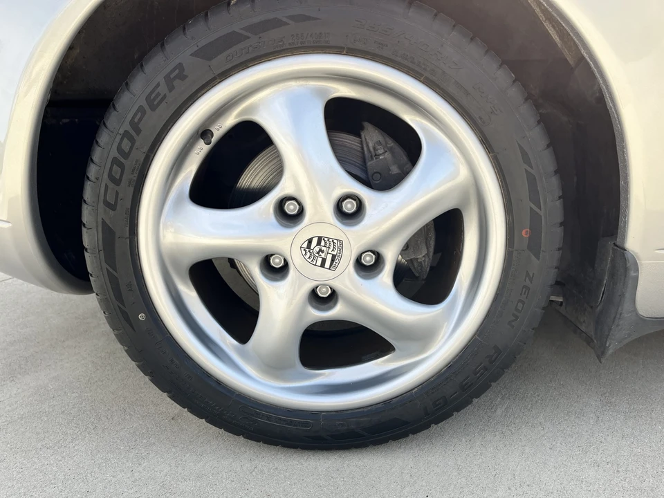 1997 Porsche 986 Boxster - Image 25 of 31
