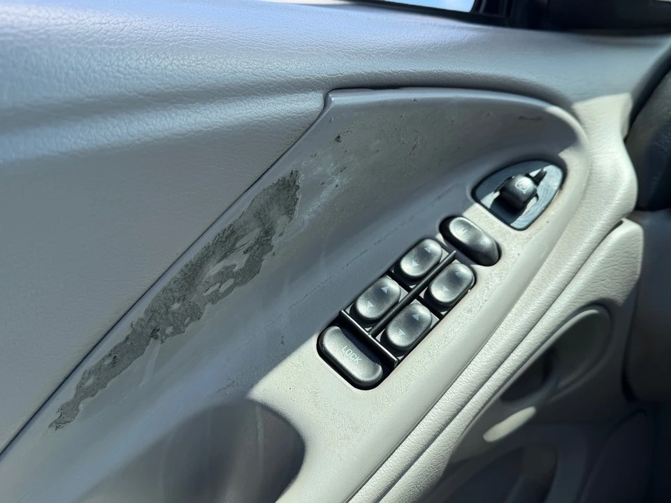 1998 Ford SN95 Mustang - Image 24 of 31