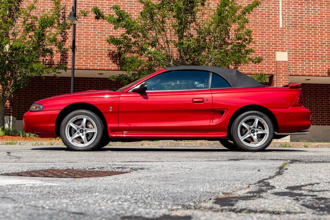 1998 Ford SN95 Mustang Cobra - Image 16 of 31
