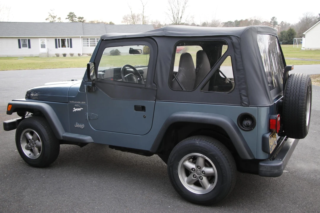 1998 Jeep TJ Wrangler - Image 6 of 31