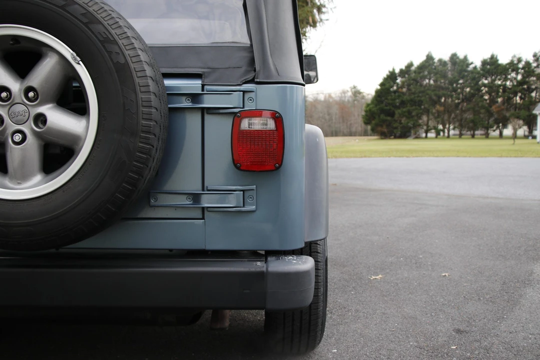 1998 Jeep TJ Wrangler - Image 21 of 31