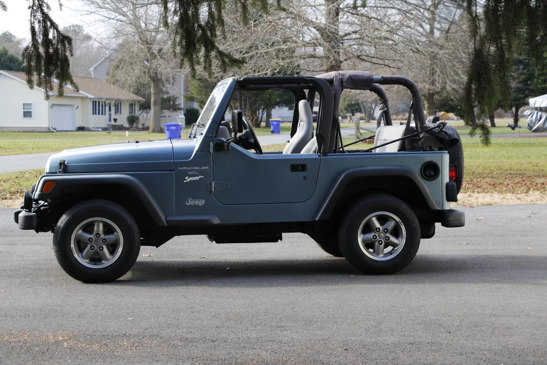 1998 Jeep TJ Wrangler - Image 3 of 31
