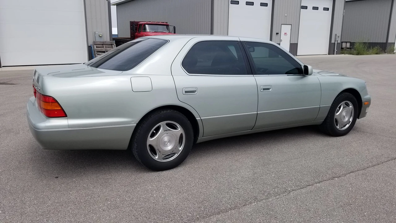 1998 Lexus LS 2nd Gen - Image 7 of 31