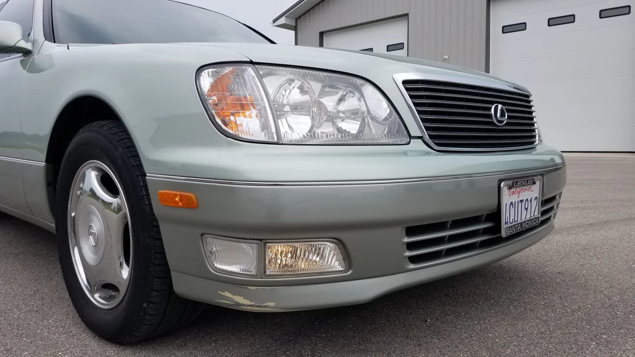 1998 Lexus LS 2nd Gen - Image 19 of 31