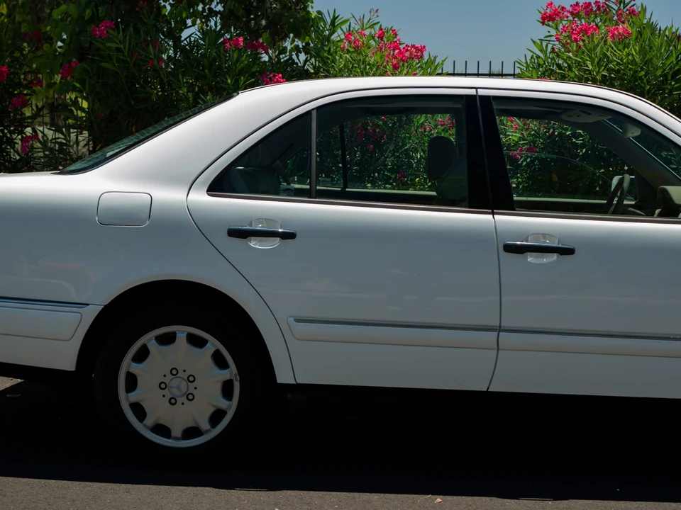 1998 Mercedes-Benz W210 E-Class - Image 30 of 31