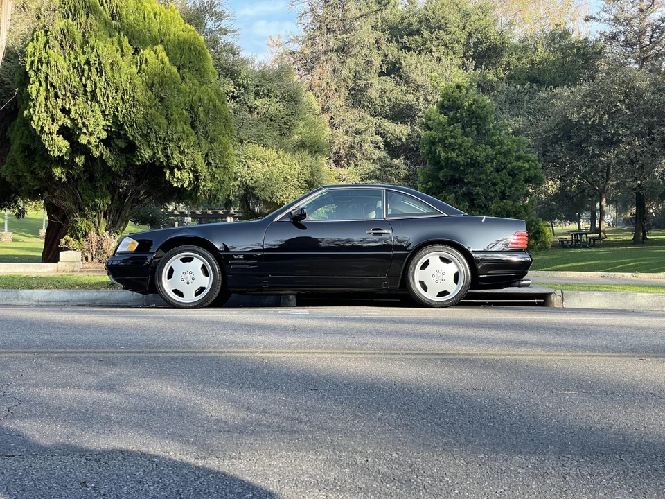 1998 Mercedes-Benz R129 SL-Class - Image 8 of 31