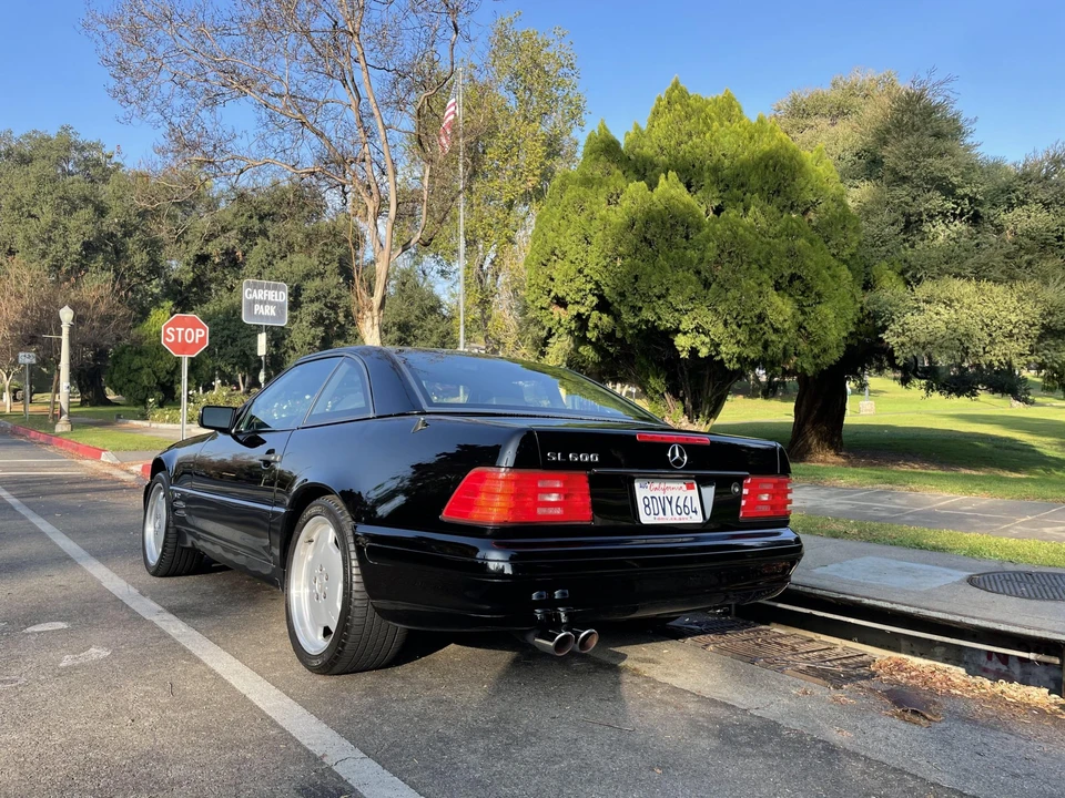 1998 Mercedes-Benz R129 SL-Class - Image 10 of 31