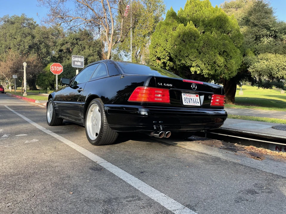 1998 Mercedes-Benz R129 SL-Class - Image 11 of 31