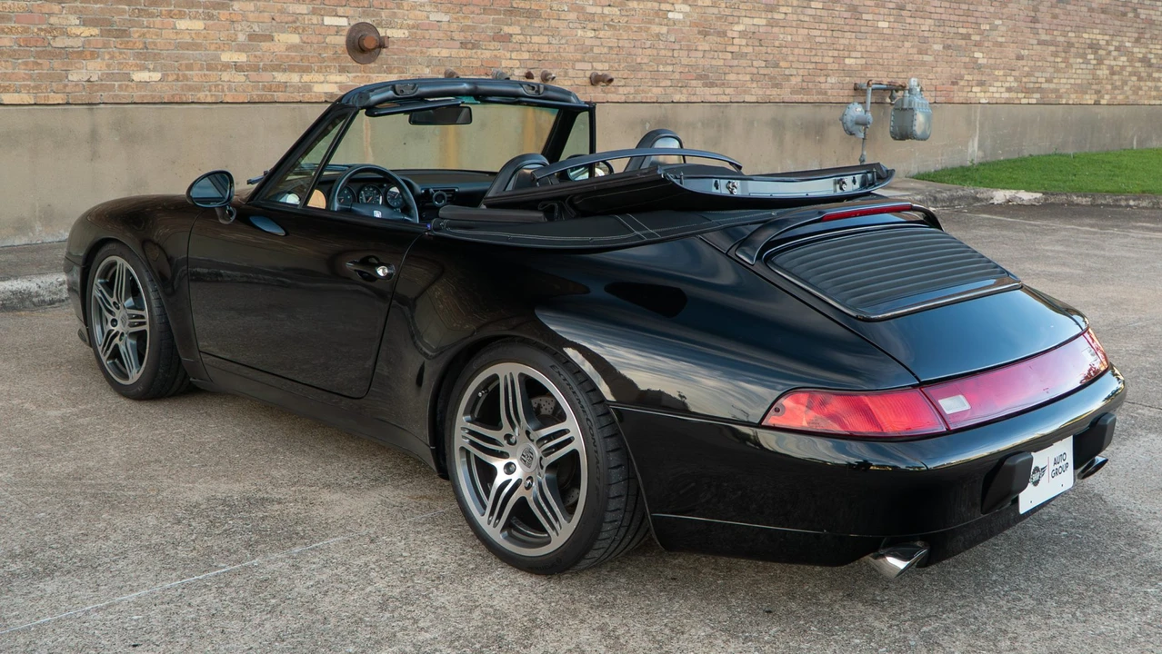 1998 Porsche 993 Carrera - Image 26 of 31