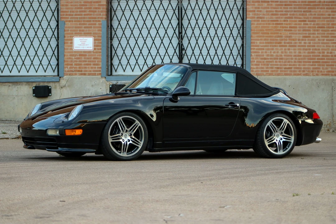 1998 Porsche 993 Carrera - Image 12 of 31