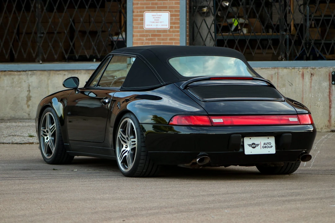 1998 Porsche 993 Carrera - Image 8 of 31