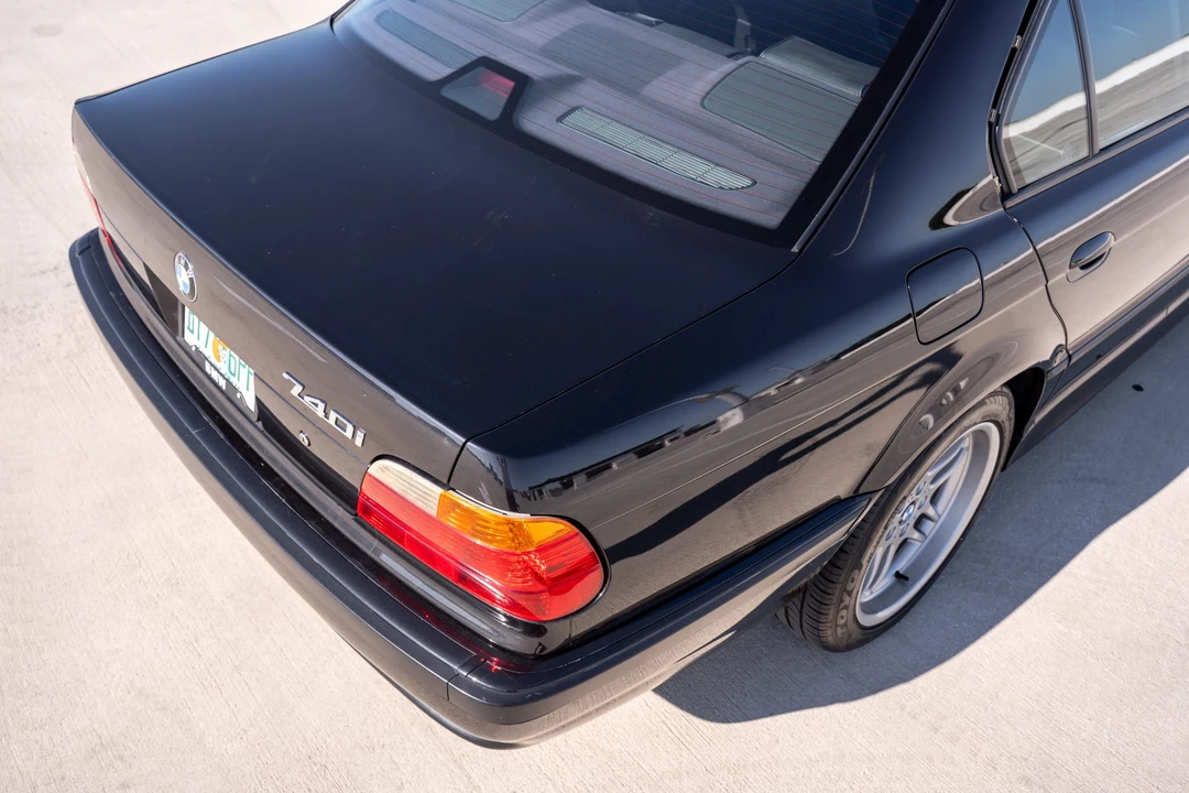1999 BMW E38 7 Series - Image 14 of 31