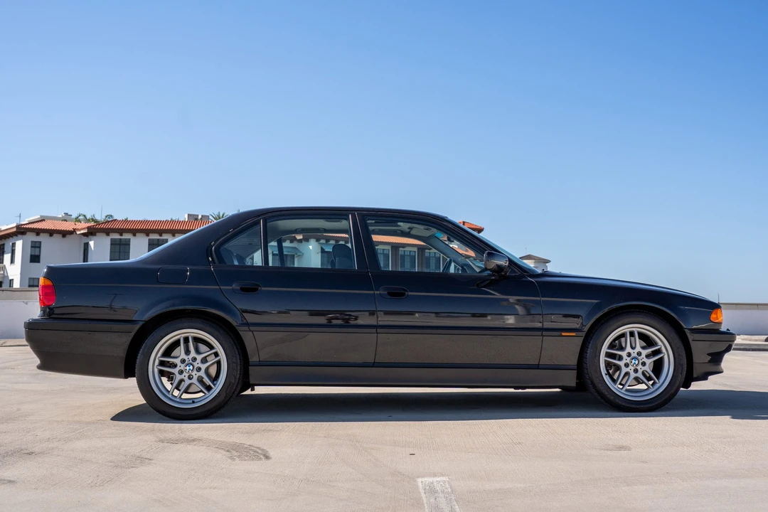 1999 BMW E38 7 Series - Image 5 of 31