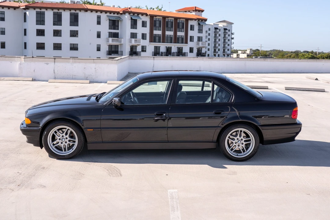 1999 BMW E38 7 Series - Image 9 of 31
