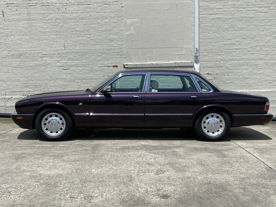 1999 Jaguar X308 XJ - Image 27 of 31