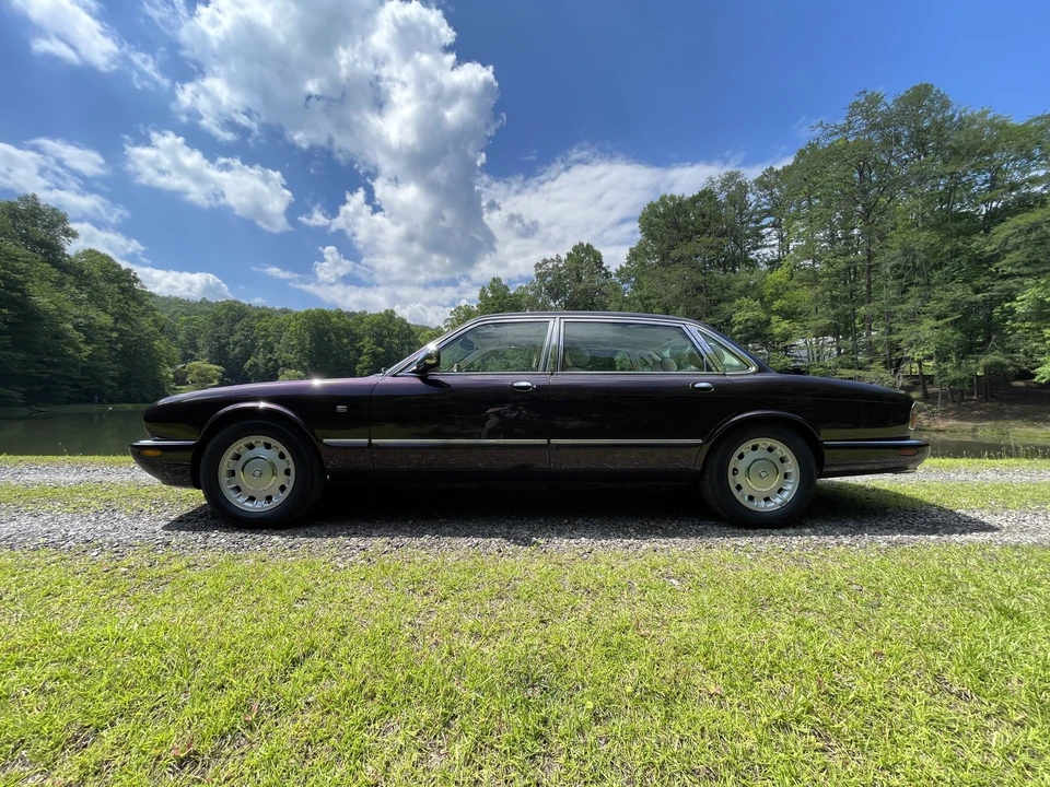 1999 Jaguar X308 XJ - Image 11 of 31