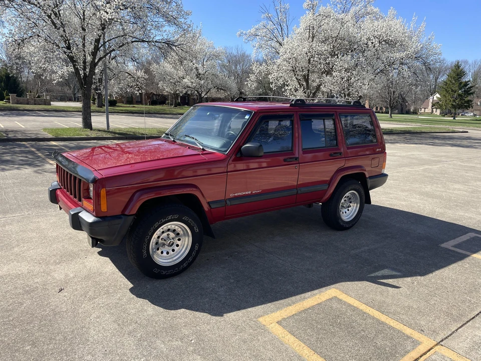 1999 Jeep XJ Cherokee - Image 11 of 31