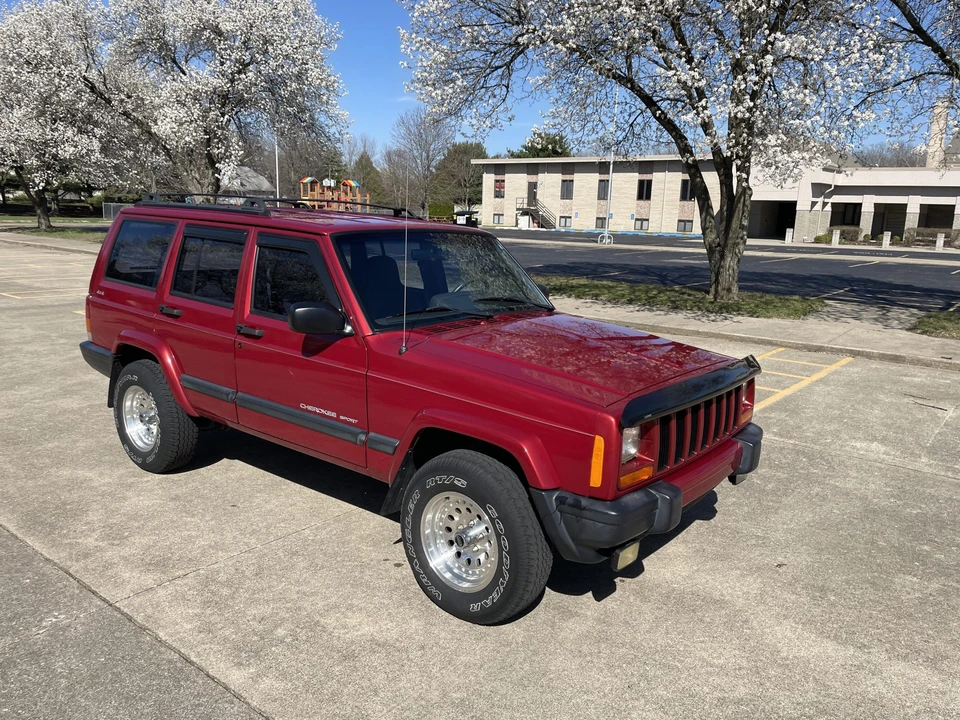 1999 Jeep XJ Cherokee - Image 3 of 31